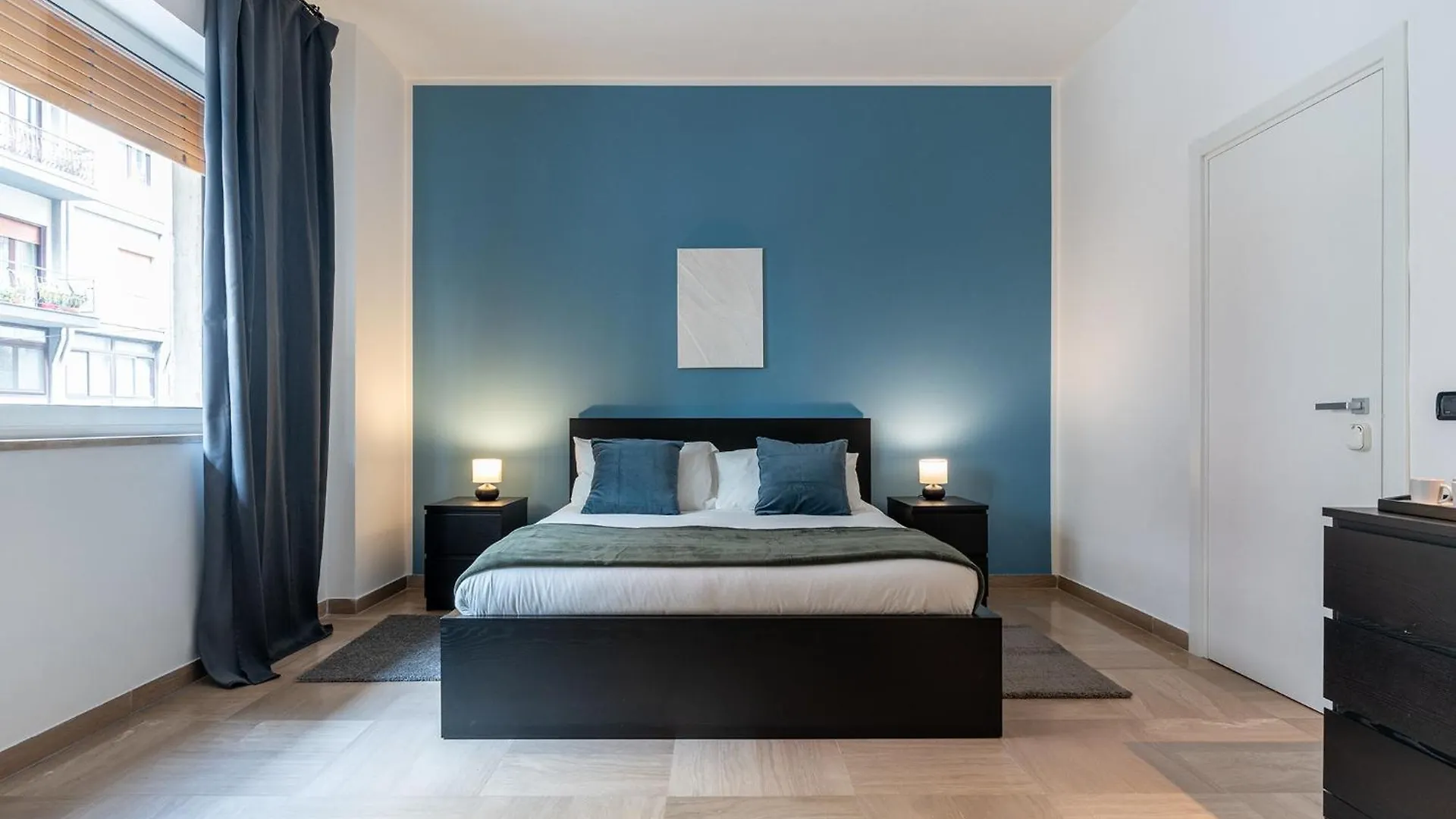 Guest house Fourooms - Bari Principe Amedeo Italy