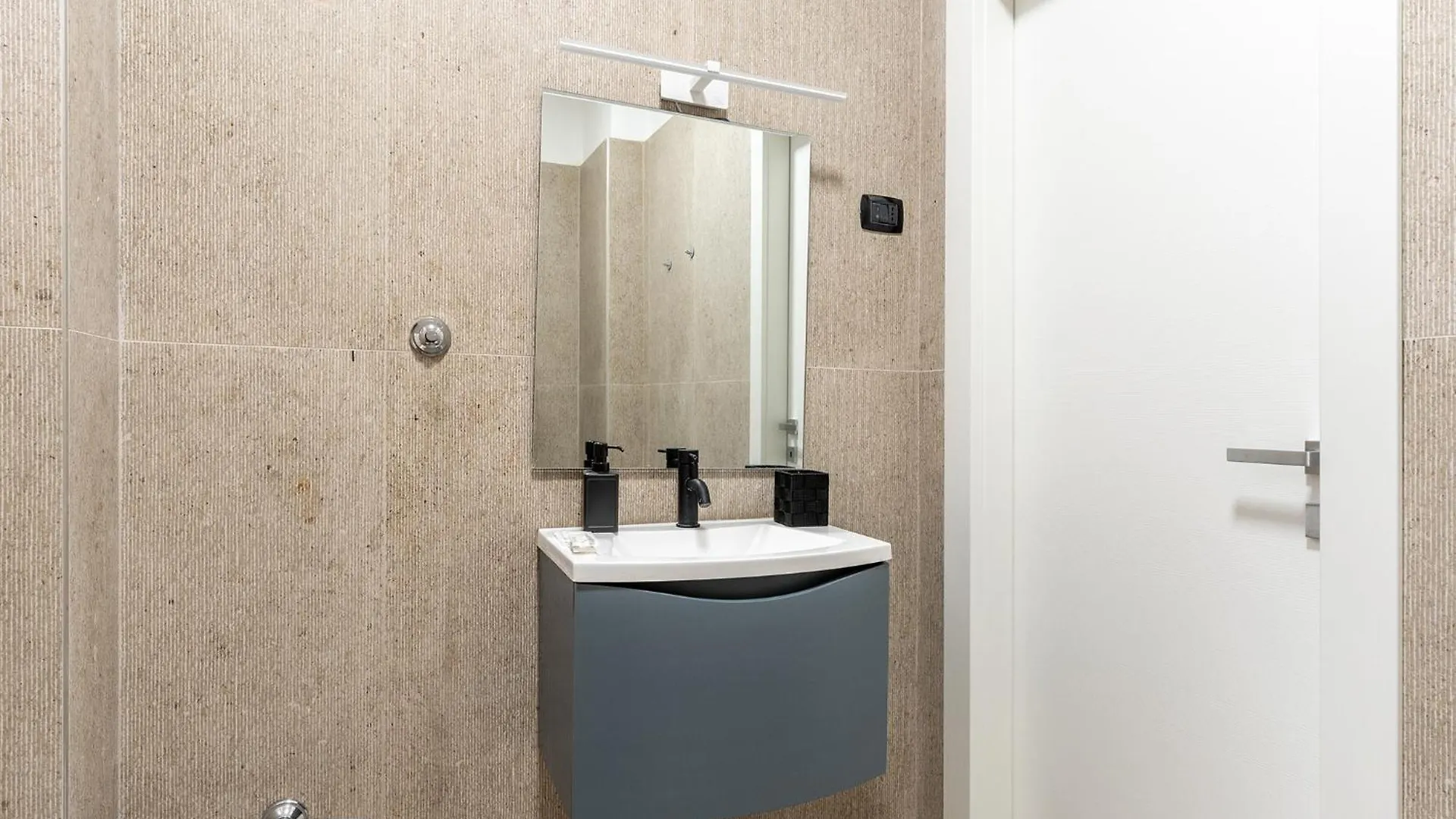 Guest house Fourooms - Bari Principe Amedeo