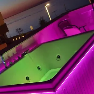 Bed & Breakfast Luxury House, Bari